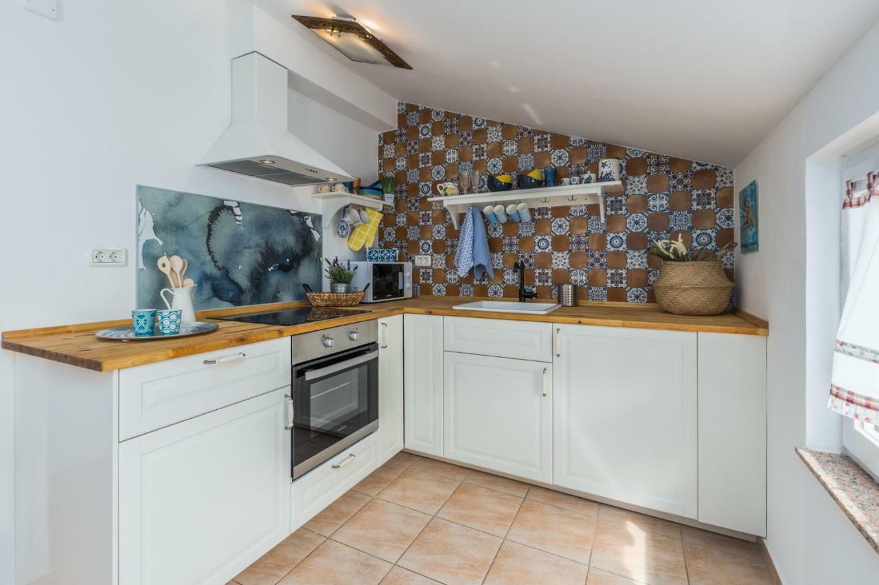 Apartments Sabijan Superior Deluxe Μεντουλίν Δωμάτιο φωτογραφία